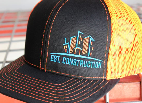 hat-est-construction